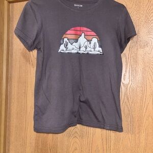 SHEIN Gray Long Sleeve Tee with Mountain Graphic